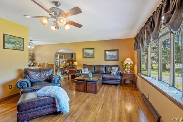 1002 County Route 29, Scriba, NY 13126