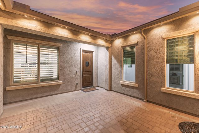 3249 E NIGHTINGALE Lane, Gilbert, AZ 85298