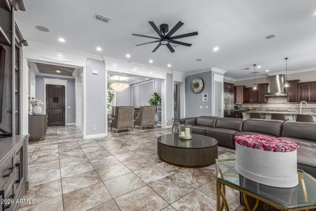 3249 E NIGHTINGALE Lane, Gilbert, AZ 85298