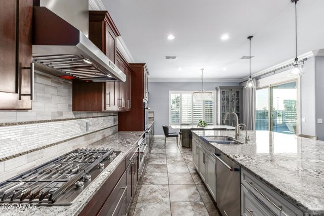 3249 E NIGHTINGALE Lane, Gilbert, AZ 85298