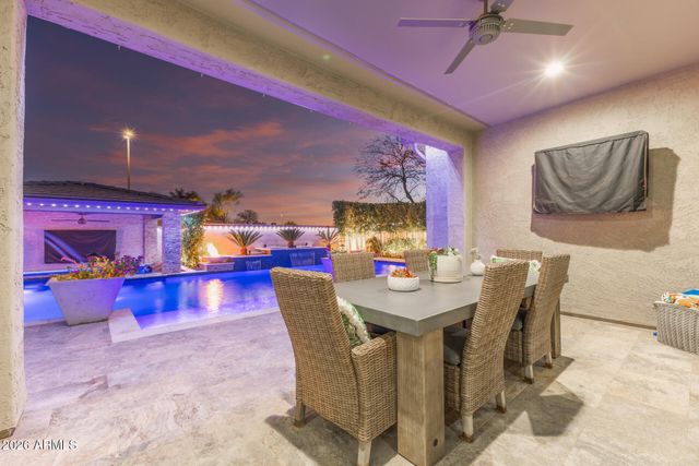 3249 E NIGHTINGALE Lane, Gilbert, AZ 85298