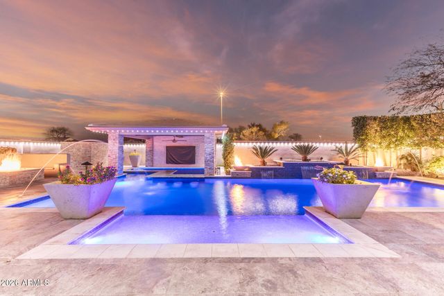 3249 E NIGHTINGALE Lane, Gilbert, AZ 85298