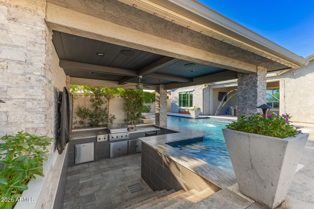 3249 E NIGHTINGALE Lane, Gilbert, AZ 85298