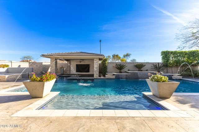 3249 E NIGHTINGALE Lane, Gilbert, AZ 85298