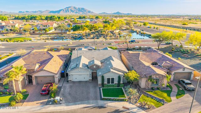 3249 E NIGHTINGALE Lane, Gilbert, AZ 85298