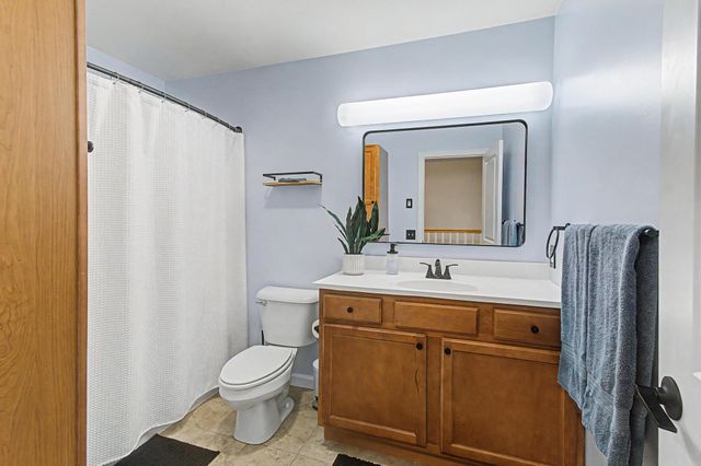87 John Fay Rd Apt 307, South Burlington, VT 05403