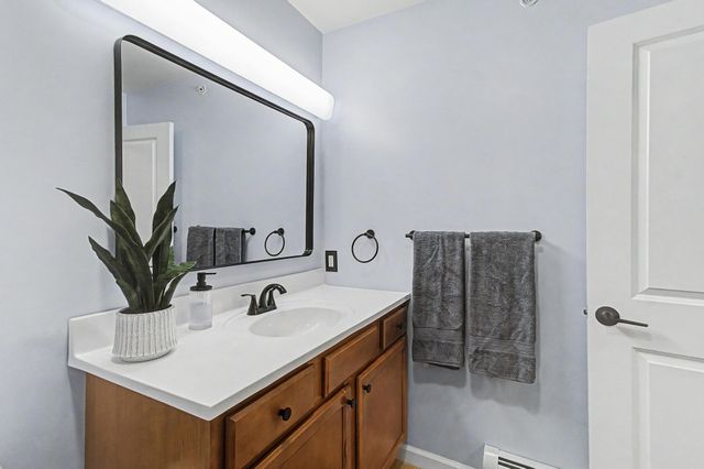 87 John Fay Rd Apt 307, South Burlington, VT 05403