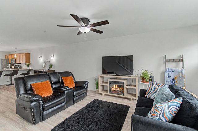 87 John Fay Rd Apt 307, South Burlington, VT 05403