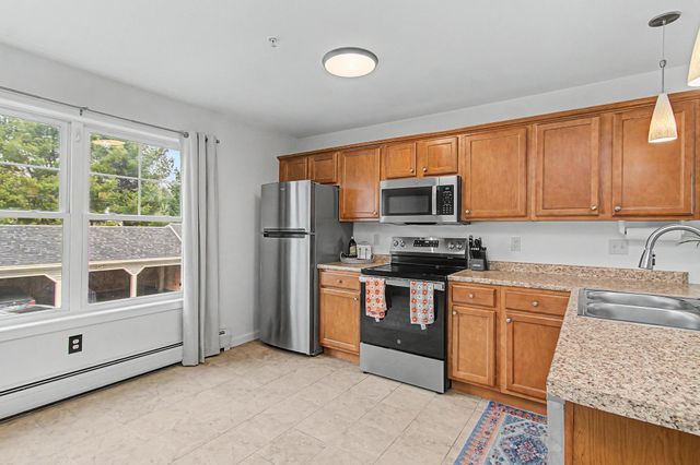 87 John Fay Rd Apt 307, South Burlington, VT 05403