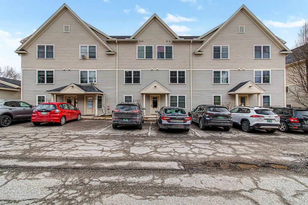 87 John Fay Rd Apt 307, South Burlington, VT 05403