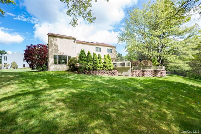 38 Tamara Court, Melville, NY 11747
