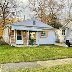 18501 Centralia, Redford, MI 48240
