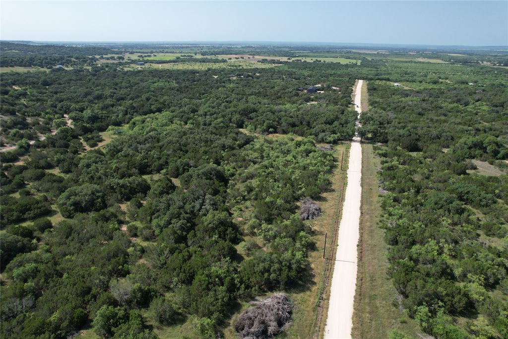 293 Red Oak Road, Ovalo, TX 79541