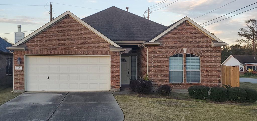 71 N Forrest Avenue, La Porte, TX 77571