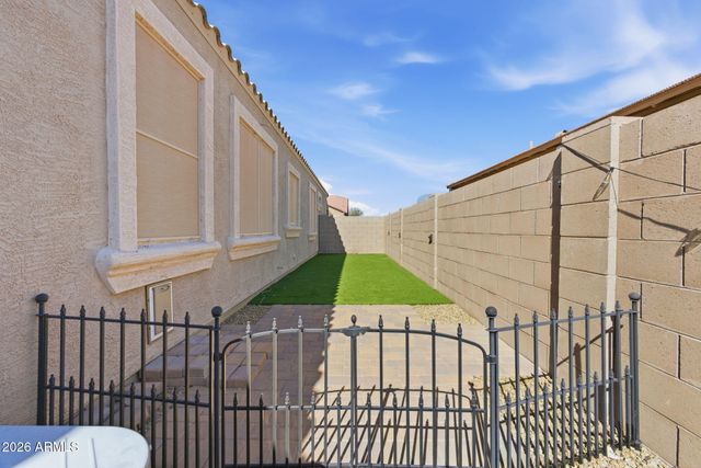 41381 W SOMERS Drive, Maricopa, AZ 85138