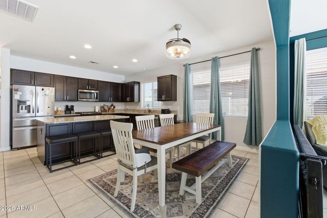 41381 W SOMERS Drive, Maricopa, AZ 85138