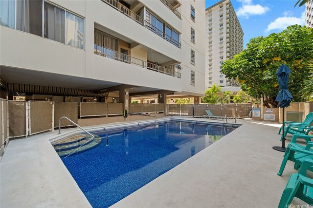 225 Kaiulani Avenue 804, Honolulu, HI 96815