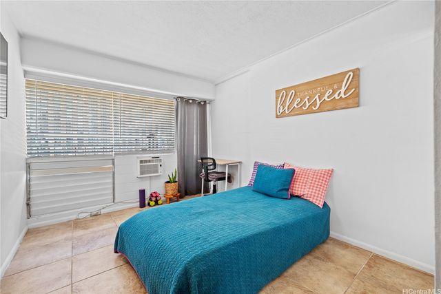 225 Kaiulani Avenue 804, Honolulu, HI 96815