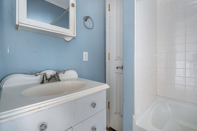 1678 Mike Muncey Rd, Mcminnville, TN 37110