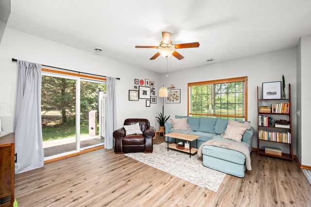 8000 Stratford Circle S, Shakopee, MN 55379