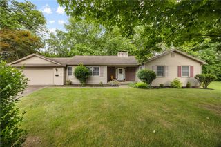 147 North Ridgelawn Drive, Irondequoit, NY 14617