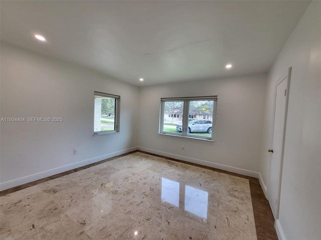 825 Cremona Ave, Coral Gables, FL 33146