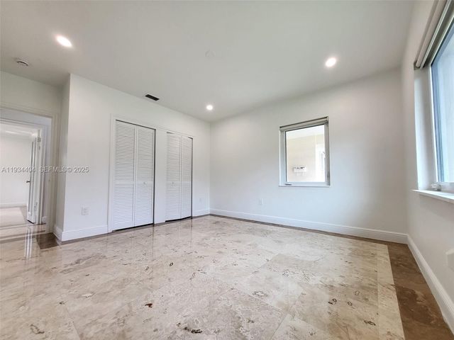 825 Cremona Ave, Coral Gables, FL 33146