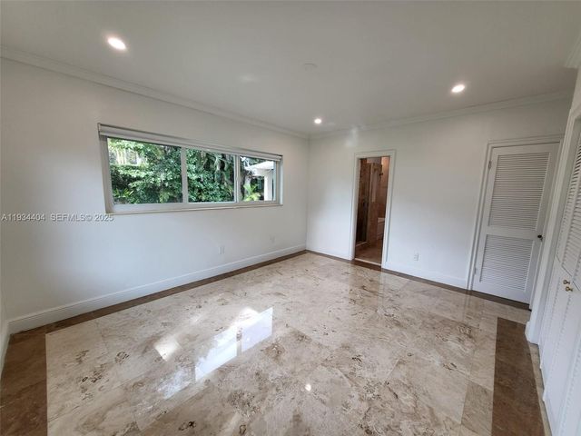 825 Cremona Ave, Coral Gables, FL 33146