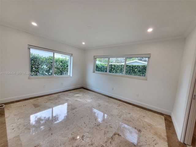 825 Cremona Ave, Coral Gables, FL 33146