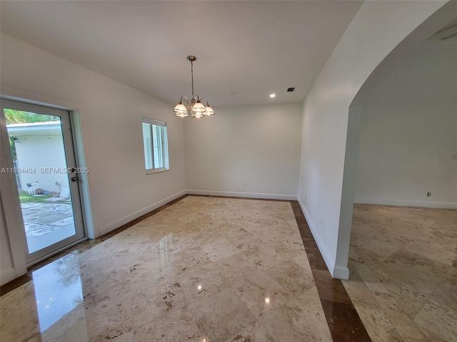 825 Cremona Ave, Coral Gables, FL 33146