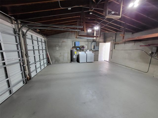 825 Cremona Ave, Coral Gables, FL 33146