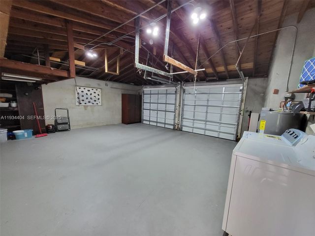 825 Cremona Ave, Coral Gables, FL 33146