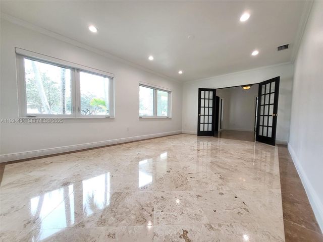 825 Cremona Ave, Coral Gables, FL 33146