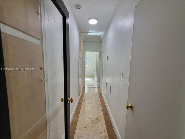 825 Cremona Ave, Coral Gables, FL 33146