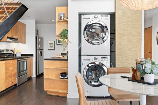 1250 1250 Powell St 10, Emeryville, CA 94608