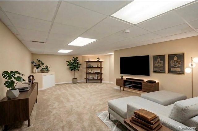 6420 Crestview Drive, Holly Township, MI 48442