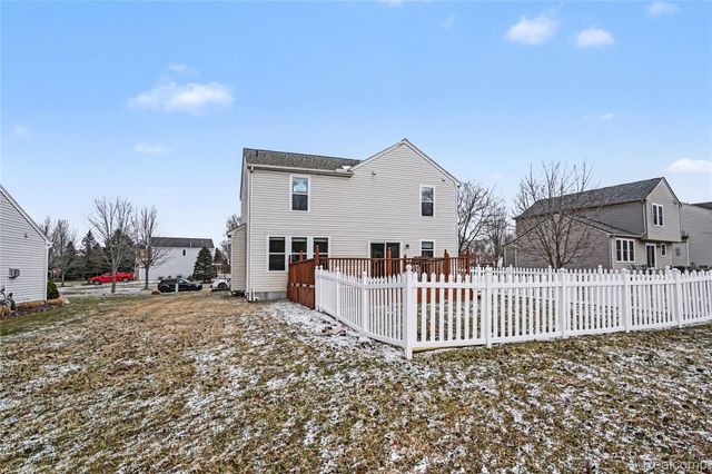 6420 Crestview Drive, Holly Township, MI 48442