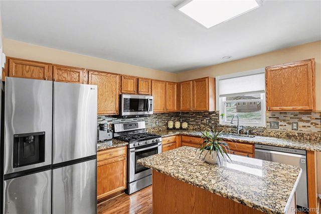 6420 Crestview Drive, Holly Township, MI 48442