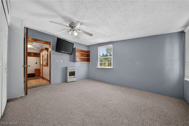 32 Water Street, Geneva, OH 44041
