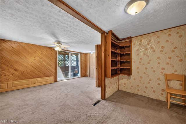 32 Water Street, Geneva, OH 44041