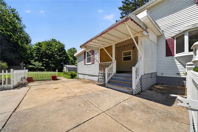 32 Water Street, Geneva, OH 44041