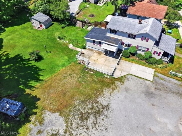 32 Water Street, Geneva, OH 44041