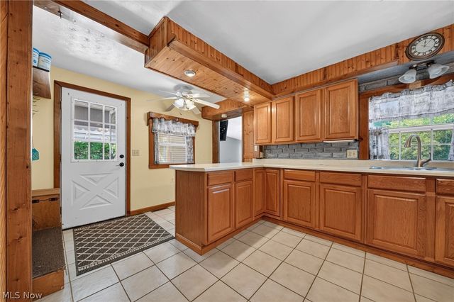 32 Water Street, Geneva, OH 44041