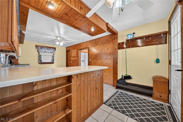 32 Water Street, Geneva, OH 44041
