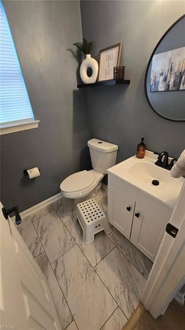 1480 Berkshire DR, Newport News, VA 23602