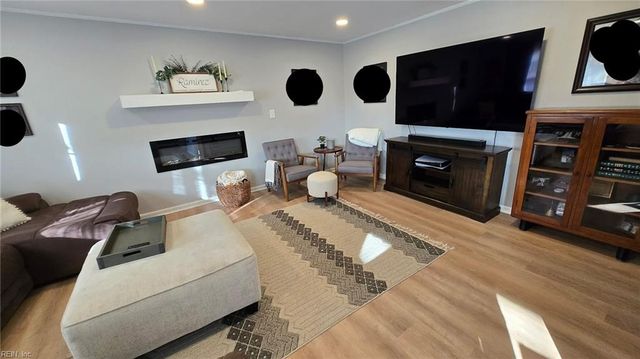 1480 Berkshire DR, Newport News, VA 23602