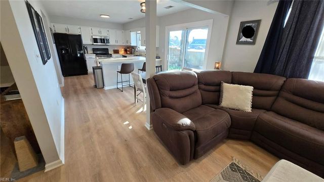 1480 Berkshire DR, Newport News, VA 23602