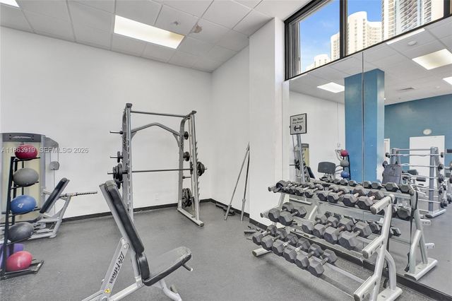 100 Bayview Dr 1924, Sunny Isles Beach, FL 33160