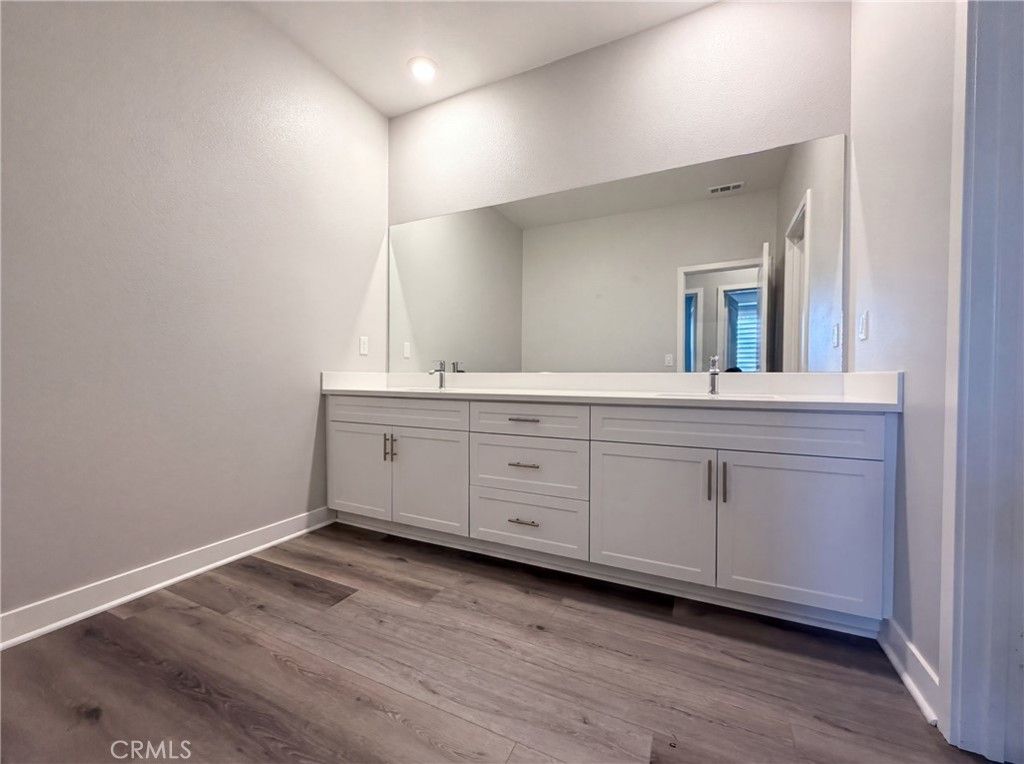 Image 43 of property listing at 26315 Silver Birch, Menifee, CA 92584