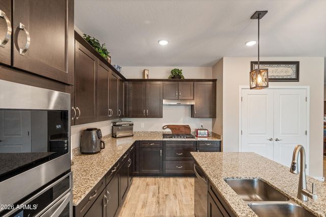 16860 W BUCKHORN Trail, Surprise, AZ 85387